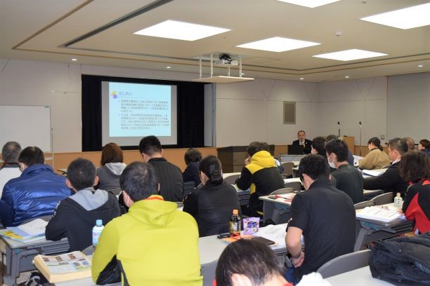 写真：令和2年度福岡県初級障がい者スポーツ指導員養成講習会の様子
