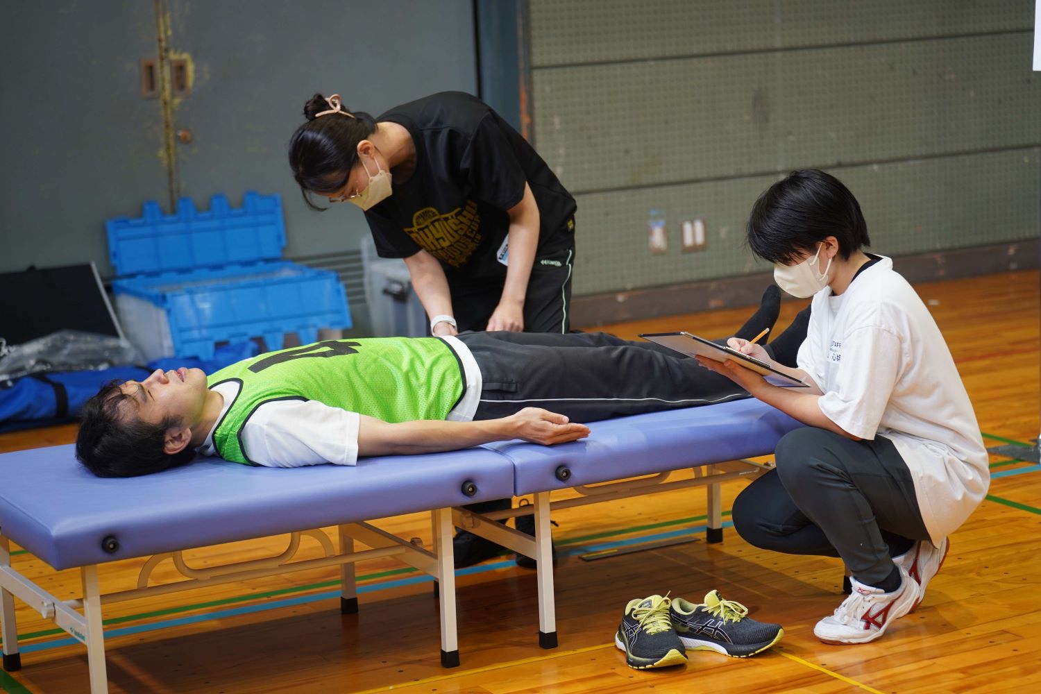 写真:形態測定の様子①