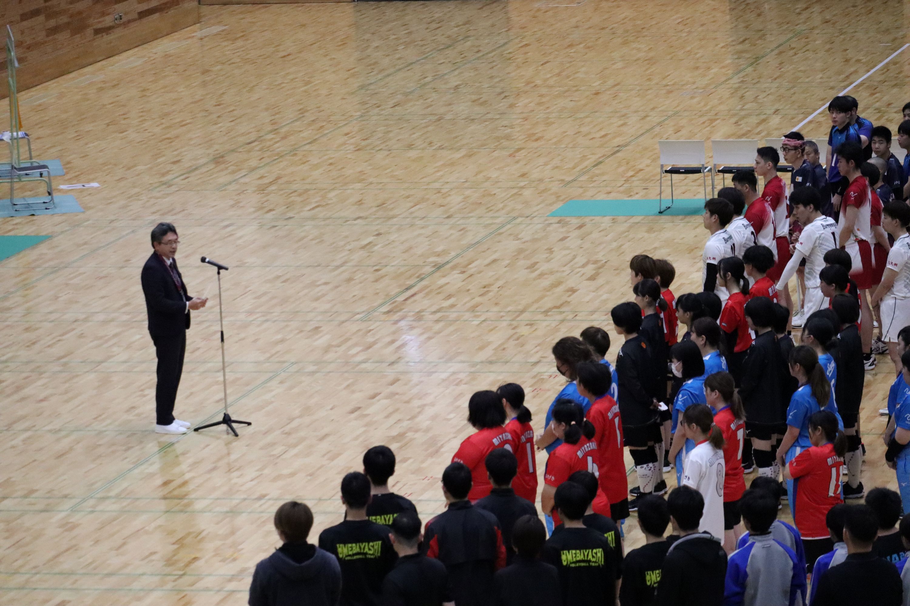 写真:開会式の様子