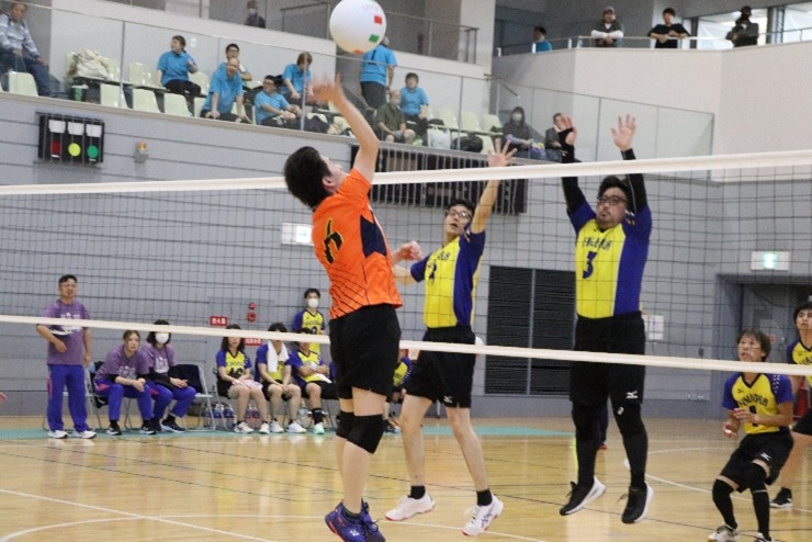 写真:スマイルズ対NOZOE